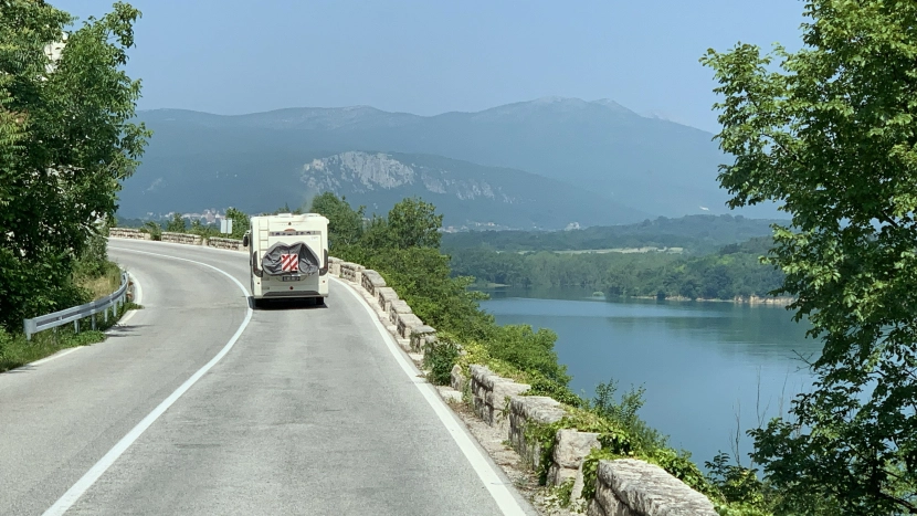 France ou Europe : où partir en camping-car au printemps ?