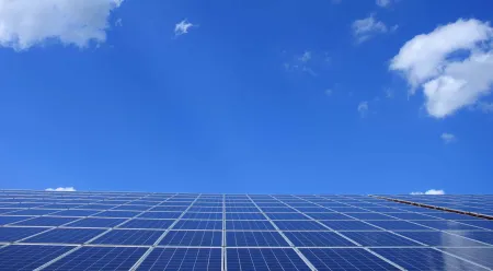 Comment le panneau solaire peut-il améliorer votre voyage en camping car ?