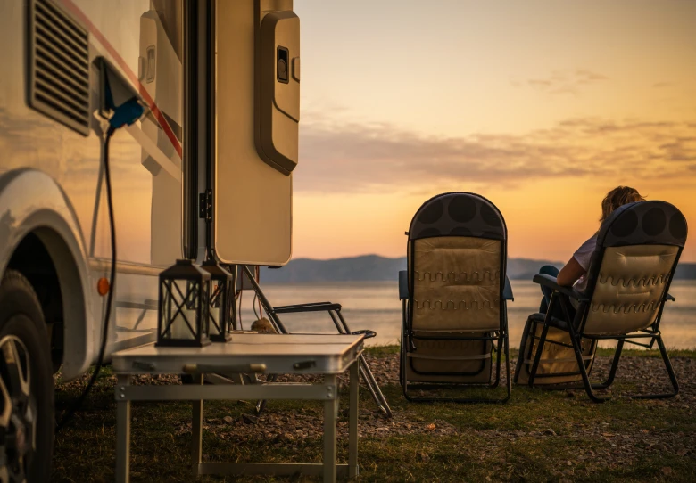 10 accessoires malins qui changent la vie en camping-car