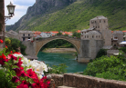 Croatie pont fleuri