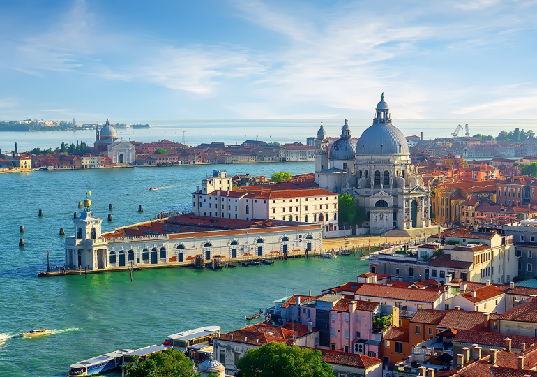 Place Venise