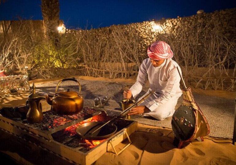Thé dans le désert Dubai 